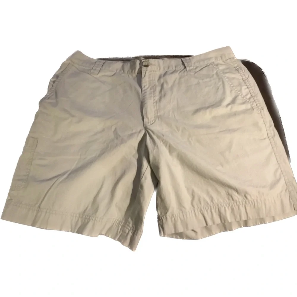 COLUMBIA Men's Cotton Sportsman Shorts waist 36 and length 9”